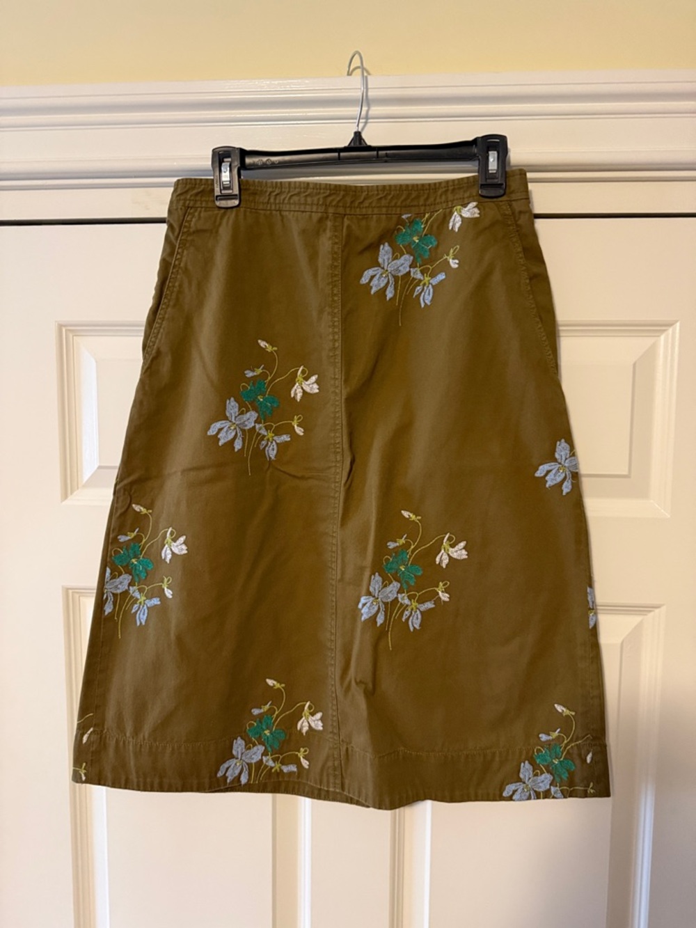 Ann Taylor Olive Midi Skirt with Blue & Cream Floral Embroidery